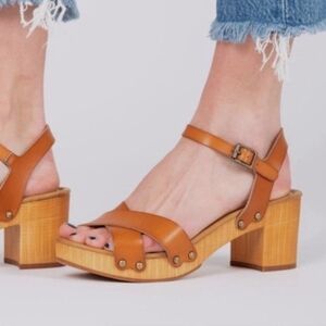 Mia Susan Brown Platform Clog Chunky Heel Ankle Strap Sandal Size 9.5